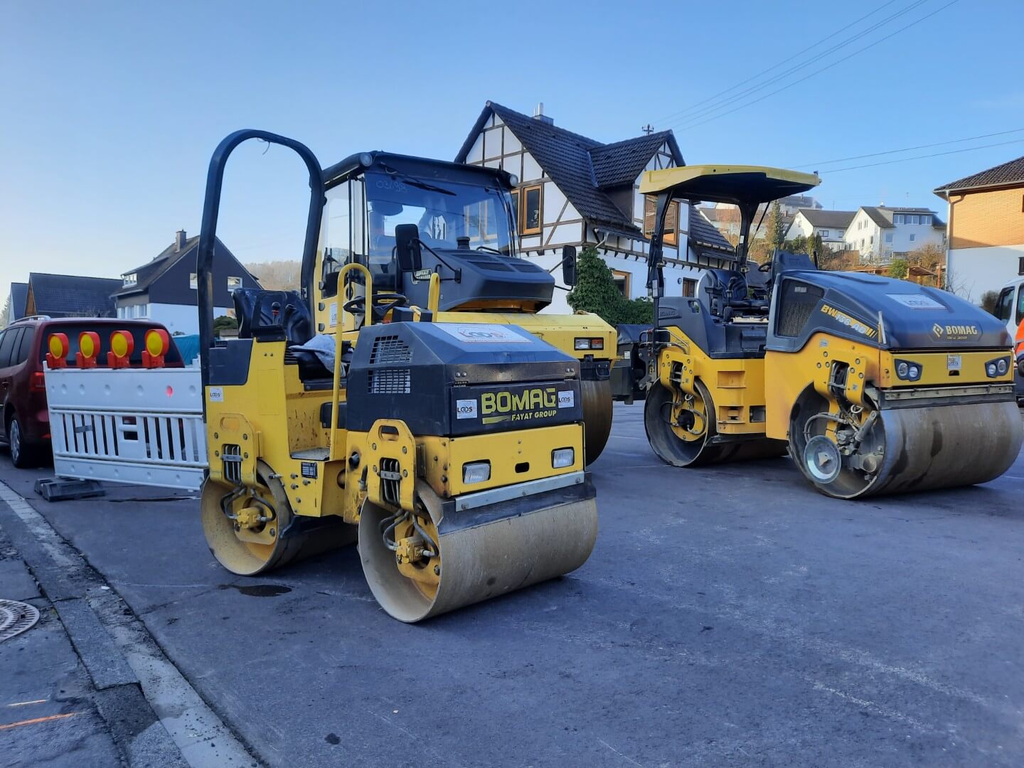 Bomag Tandemwalzen zur Asphaltverdichtung im kommunalen Straßenbau